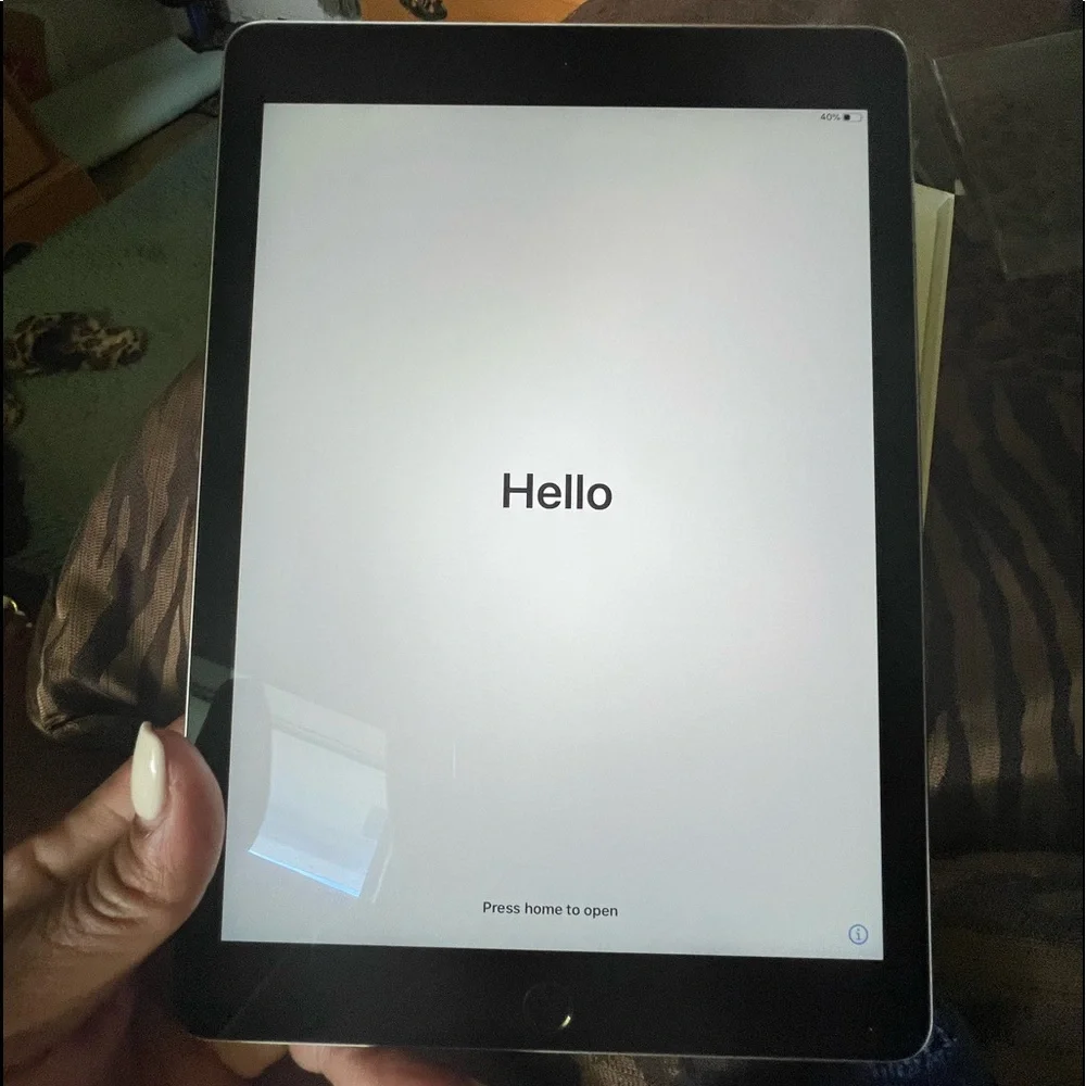 iPad Air 2 (2014) space gray